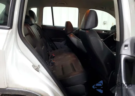 2017 Volkswagen Tiguan S z USA, uszkodzony, nr VIN WVGAV7AX6HW507760